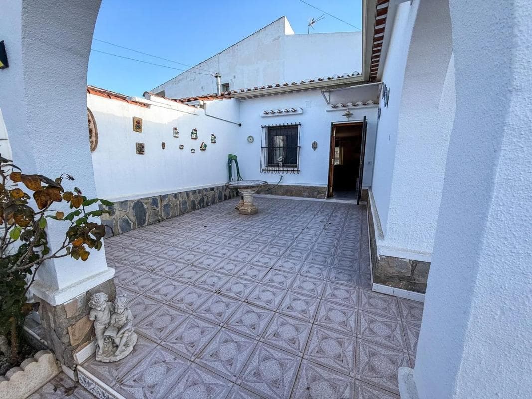 Propiedades en venta y alquiler en España photo 5