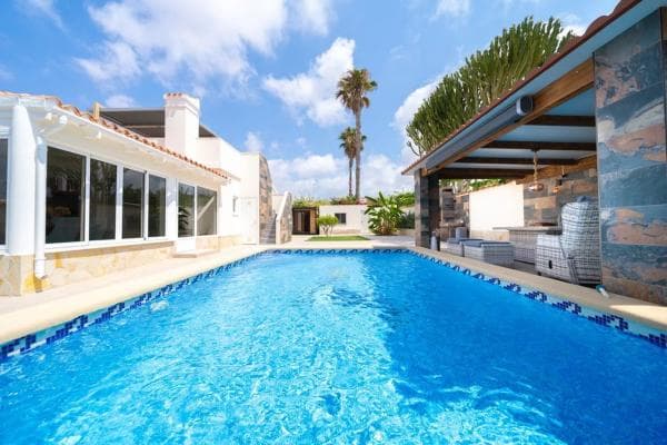Chalet independiente en venta en Barrio La Siesta - El Salado - Torreta, Torrevieja
thumbnail 2