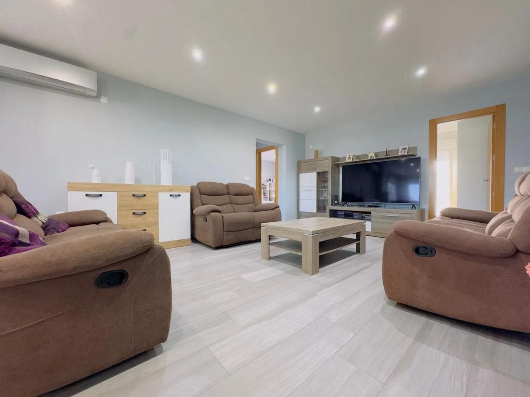 Venta de chalet independiente en Calle Cruz del Sur, Torrevieja
photo 3