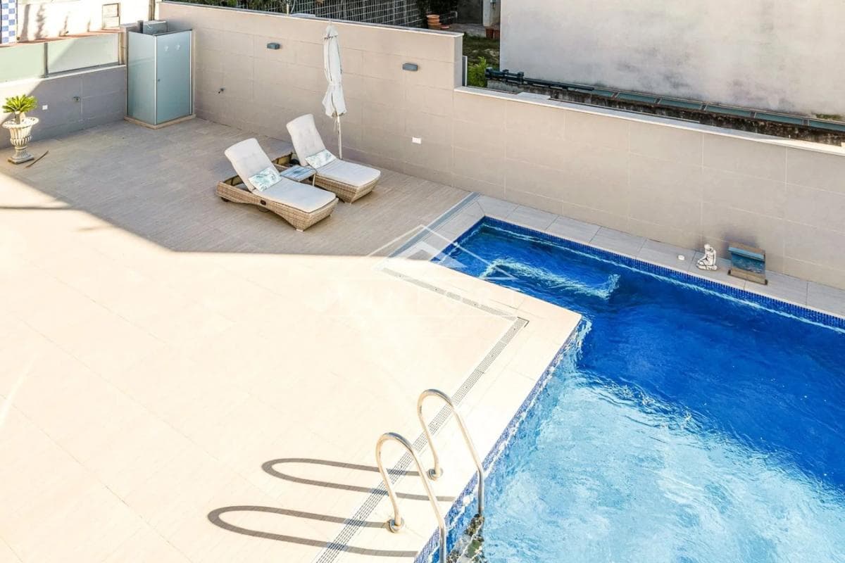 Sale of independent chalet in Barrio Aguas Nuevas, Torrevieja
photo 4