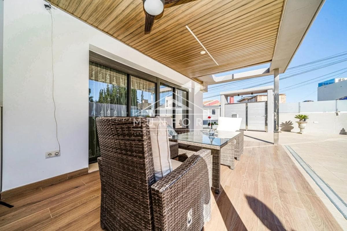 Sale of independent chalet in Barrio Aguas Nuevas, Torrevieja
photo 5
