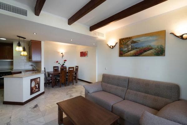 Piso en venta en Avenida Roentgen, Torrevieja
thumbnail 2