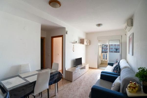 Piso en venta en Calle Maestro Francisco Casanovas, Torrevieja
thumbnail 2