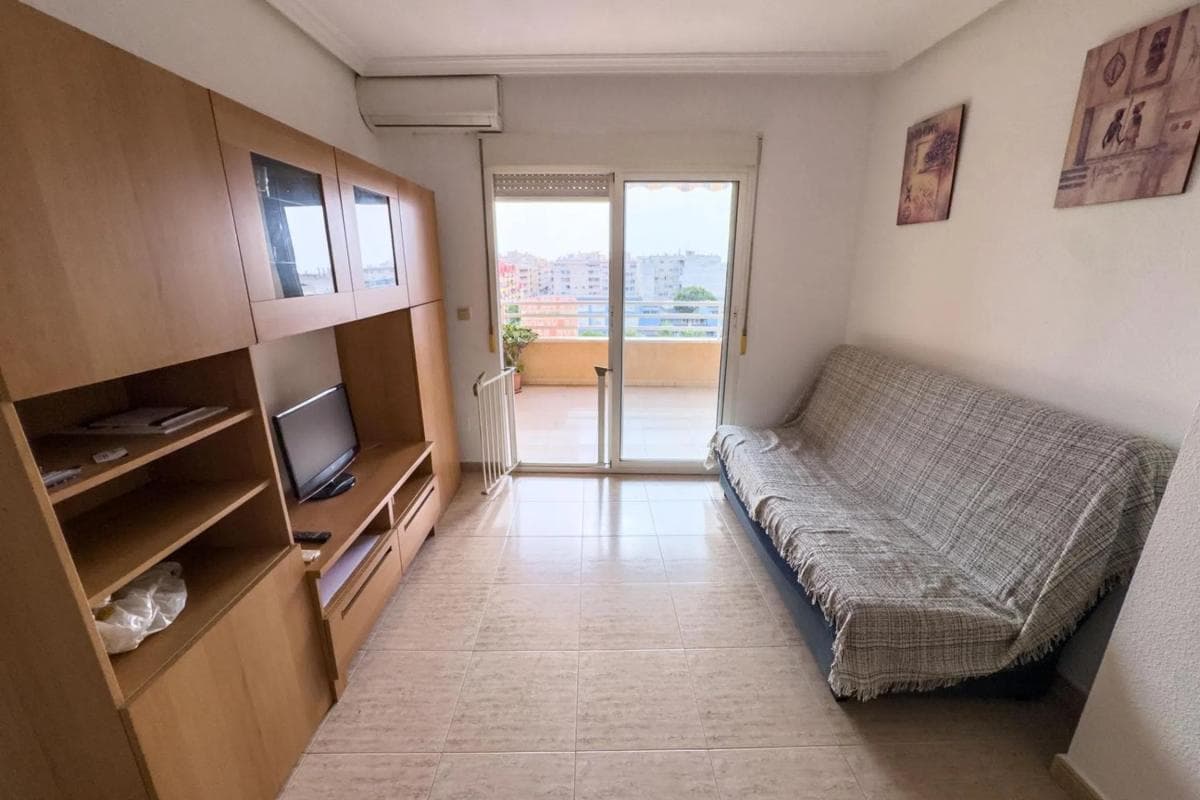Venta de piso en Calle Moriones, Torrevieja
photo 4