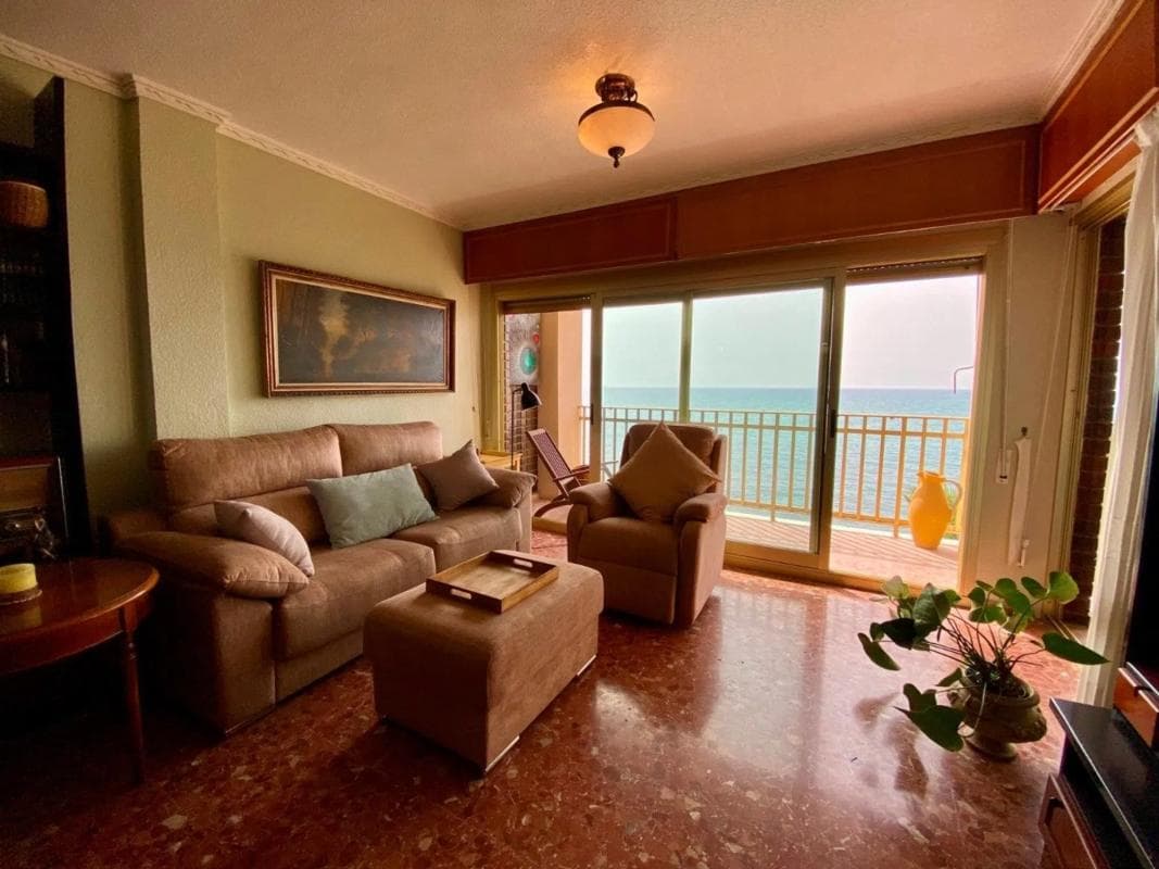 Venta de piso en Calle Ramón y Cajal, Torrevieja
photo 3