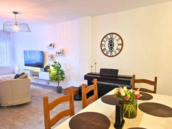 Piso en venta en CL GUMERSINDO, Torrevieja
photo 1