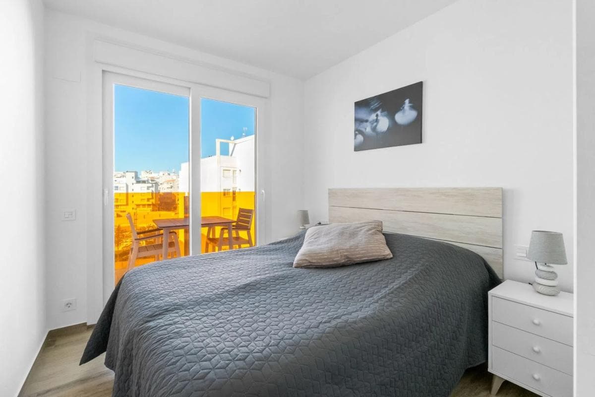 Продажа квартиры на Calle Vicente Blasco Ibáñez s/n, Торревьеха
photo 3