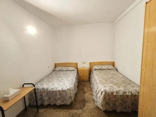 Piso en venta en Calle Ramón Gallud, Torrevieja
thumbnail 1