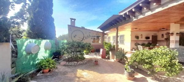 Chalet independiente en venta en Crevillente, Crevillente
thumbnail 1