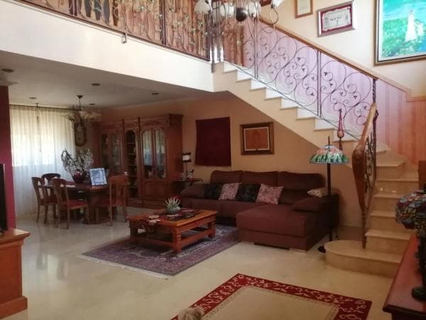 Частный шале на продаже в San Antonio de la Florida, 21 b, Кревильенте photo 1