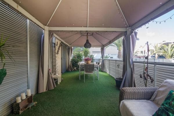 Piso en venta en Calle Cantallops, Elche / Elx
photo 1