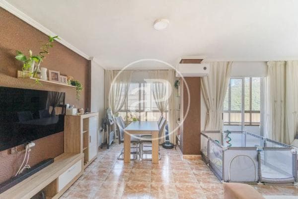 Piso en venta en Barrio Benalúa, Alicante / Alacant
photo 1
