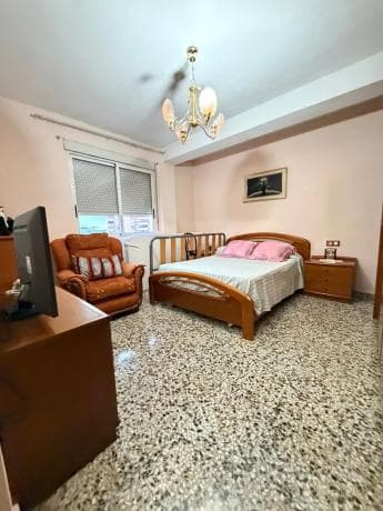 Piso en venta en Calle Sociedad Cultural Deportiva Betis Florida, Alicante / Alacant
photo 1