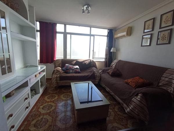Piso en venta en Barrio La Florida Portazgo, Alicante / Alacant
photo 1