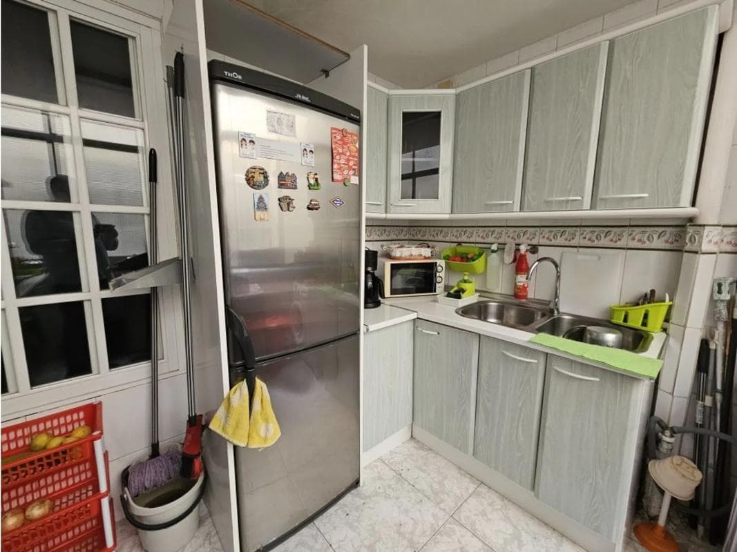 Venta de piso en Calle Antares, Alicante / Alacant
photo 2