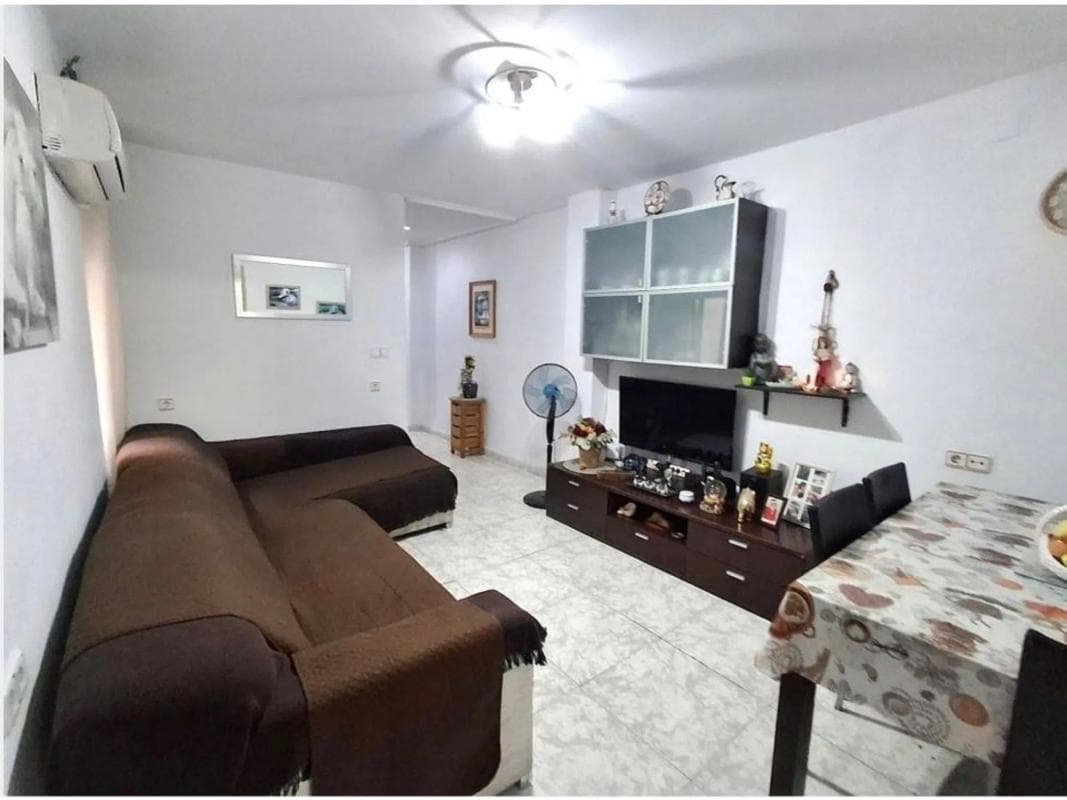 Venta de piso en Calle Antares, Alicante / Alacant
photo 4
