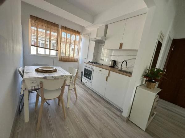 Piso en venta en Calle d'Algol, 35, Alicante / Alacant
photo 1