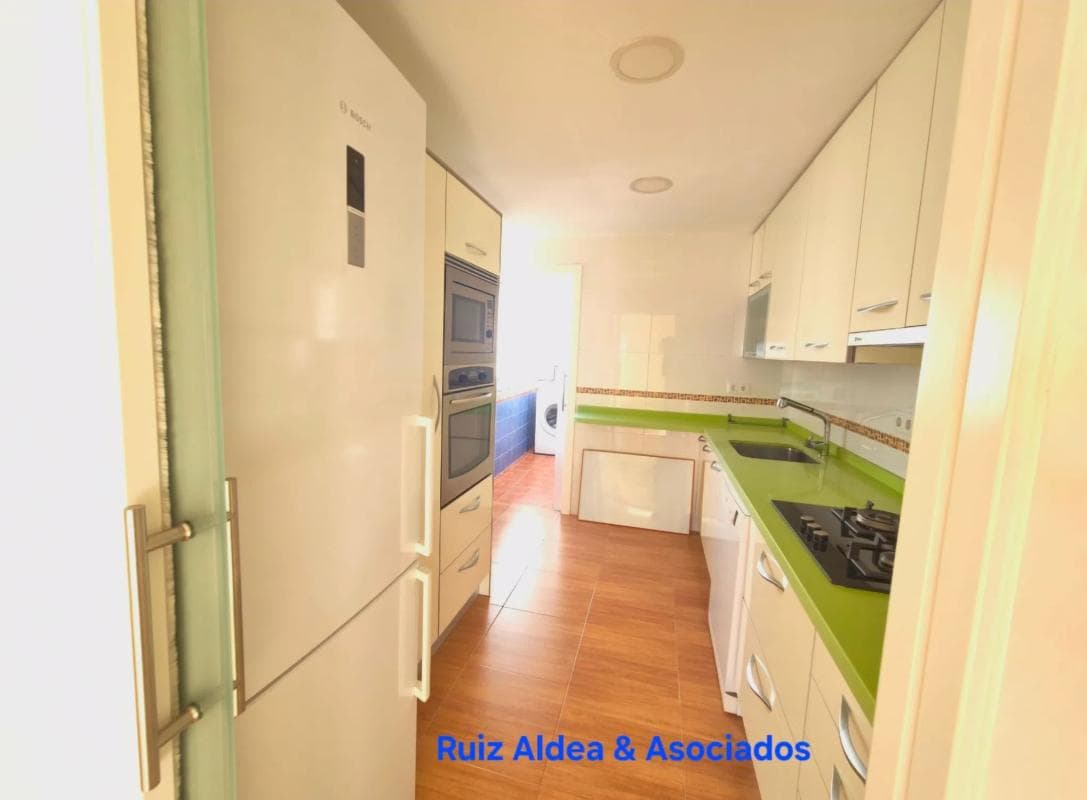 Venta de piso en Calle Alona, Alicante / Alacant
photo 4