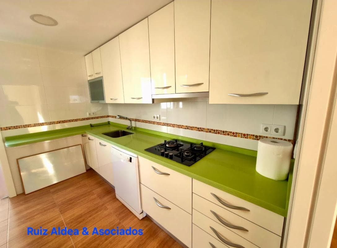 Venta de piso en Calle Alona, Alicante / Alacant
photo 5