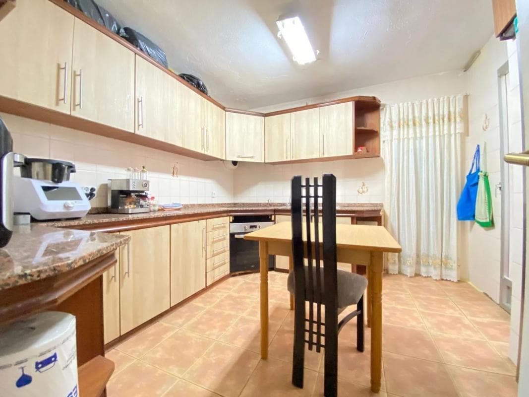 Venta de piso en Calle Porvenir del Obrero, 1, Alicante / Alacant
photo 4
