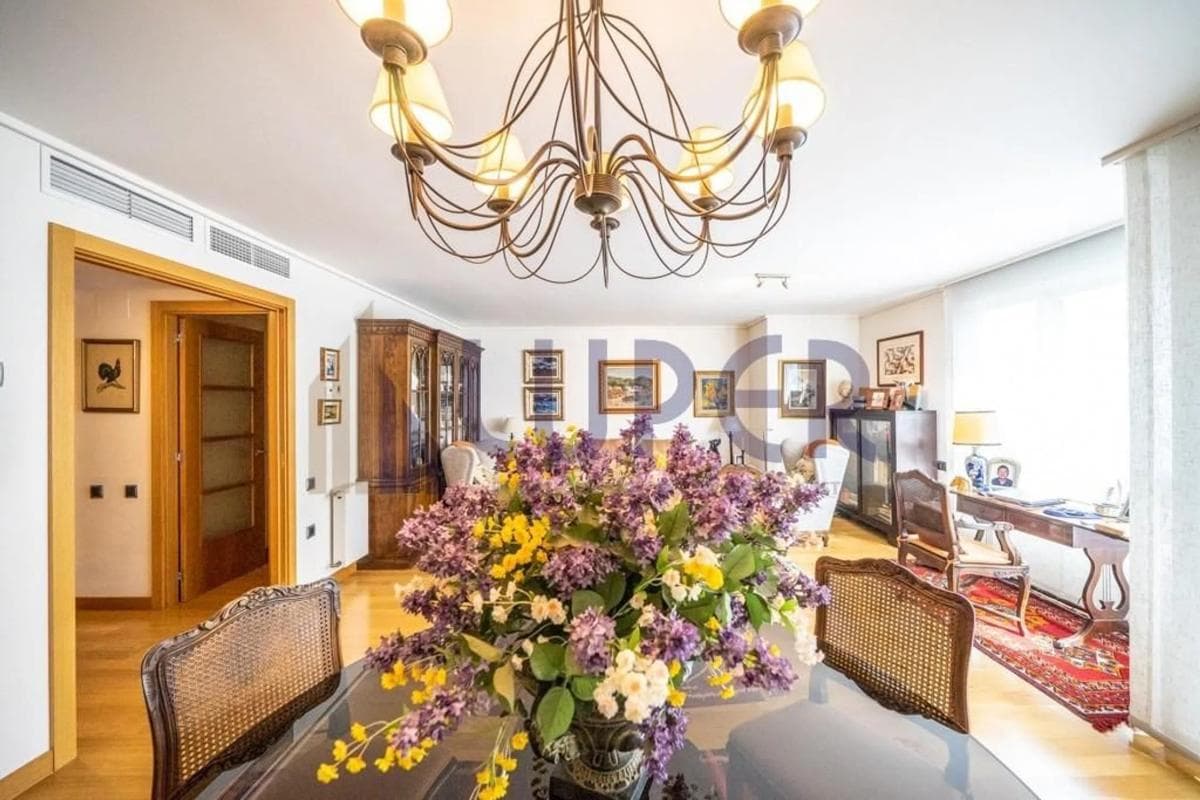 Venta de piso en Barrio Benalúa, Alicante / Alacant
photo 5