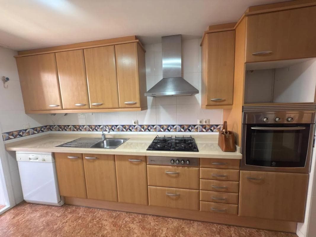 Venta de piso en CL NADADORA CARMEN SOTO, Alicante / Alacant
photo 5