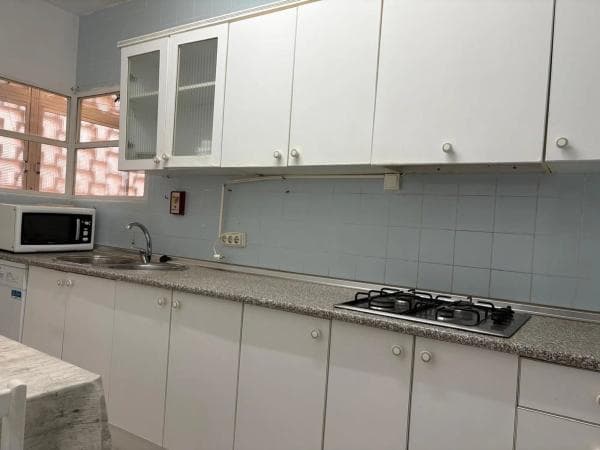 Piso en venta en CL PINTOR VELAZQUEZ, 59, Alicante / Alacant
photo 1