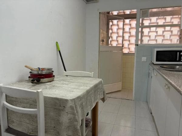 Piso en venta en CL PINTOR VELAZQUEZ, 59, Alicante / Alacant
thumbnail 2