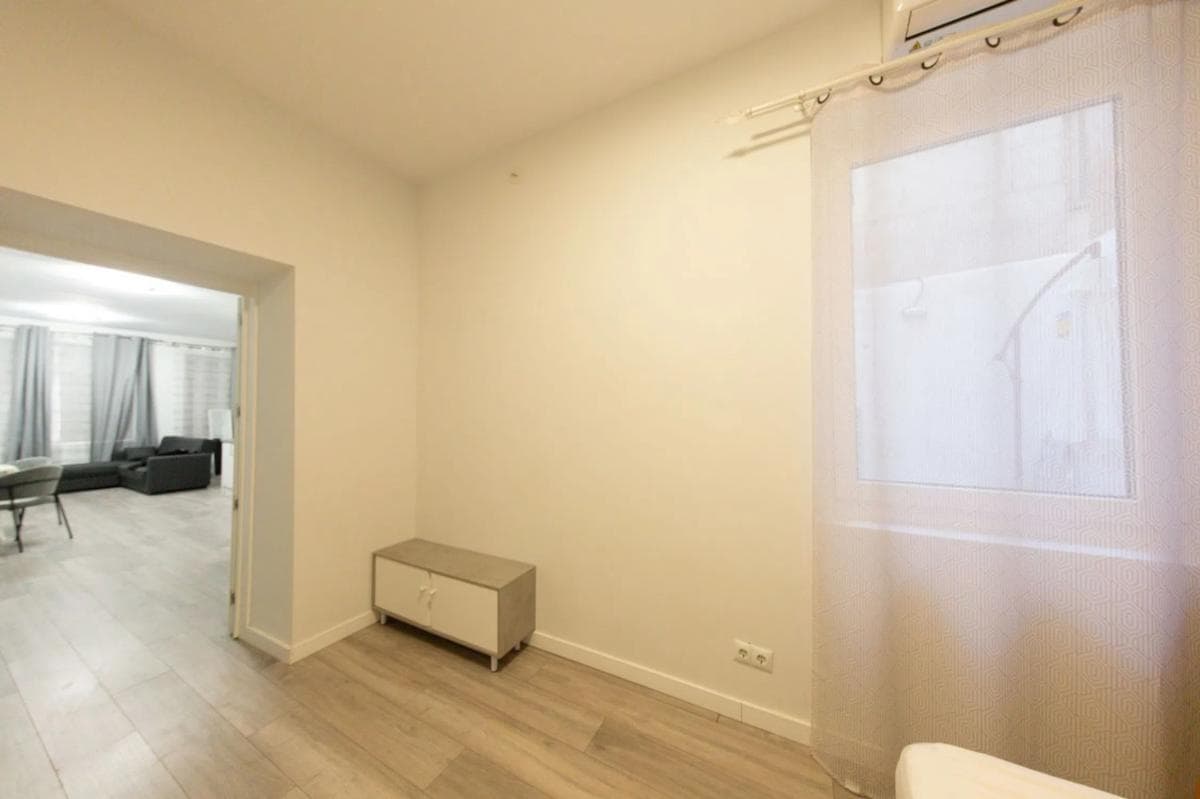 Venta de piso en Barrio Carolinas Bajas, Alicante / Alacant
photo 2