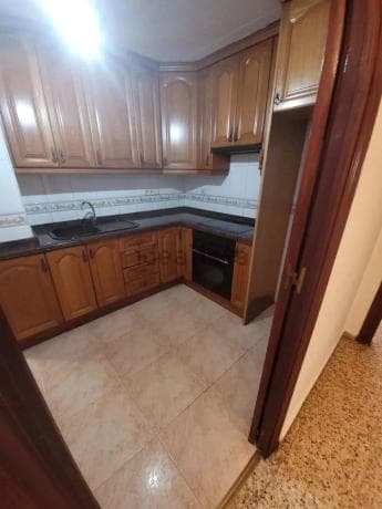 Piso en venta en Barrio Carolinas Altas, Alicante / Alacant
thumbnail 2
