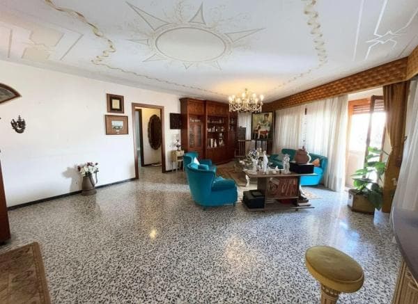 Piso en venta en Barrio Mercado, Alicante / Alacant
thumbnail 2