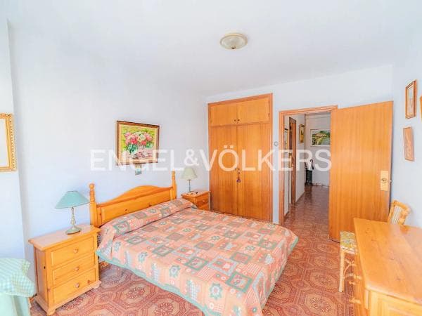 Piso en venta en Calle Castaños, Alicante / Alacant
thumbnail 1