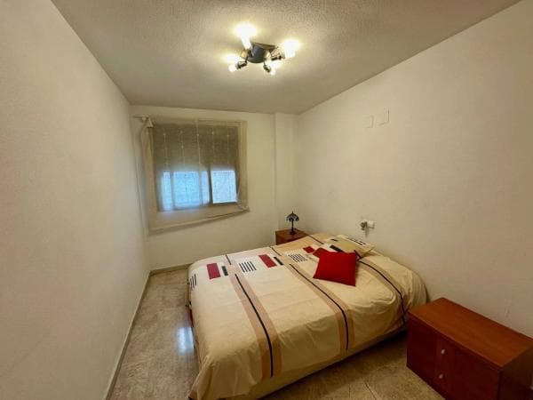 Apartment for sale in Barrio Mercado, Alicante thumbnail 2