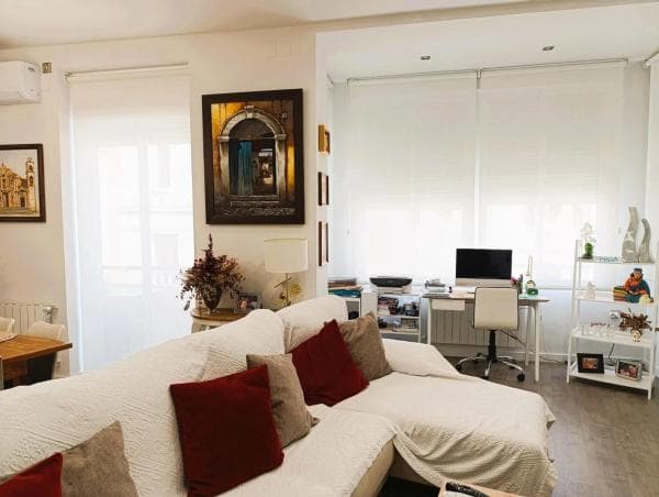 Apartment for sale in Barrio Centro Tradicional, Alicante photo 1