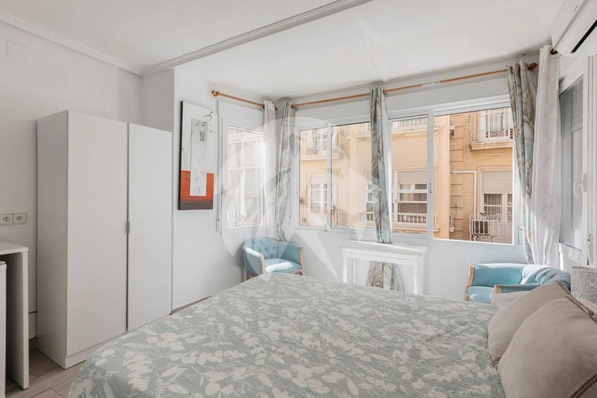 Venta de piso en Calle José Gutiérrez Petén, Alicante / Alacant
photo 4