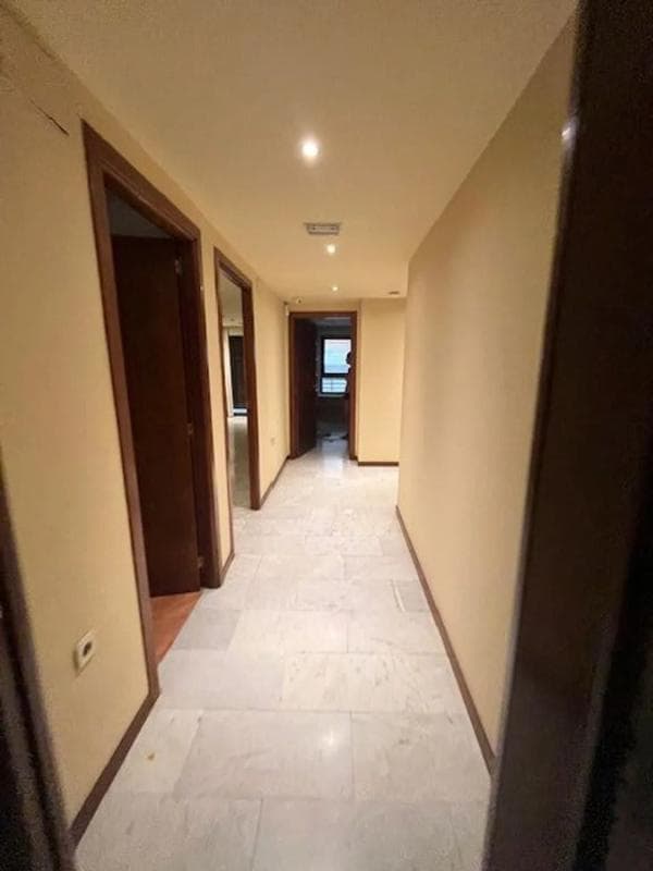 Venta de piso en Avenida de Ramón y Cajal, 7, Alicante / Alacant
photo 2