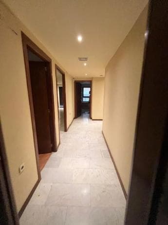 Piso en venta en Avenida de Ramón y Cajal, 7, Alicante / Alacant
thumbnail 1