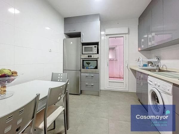 Piso en venta en Calle Poeta Quintana, 40, Alicante / Alacant
thumbnail 2
