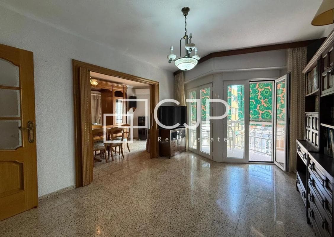 Venta de piso en Barrio Ensanche-Diputación, Alicante / Alacant
photo 3
