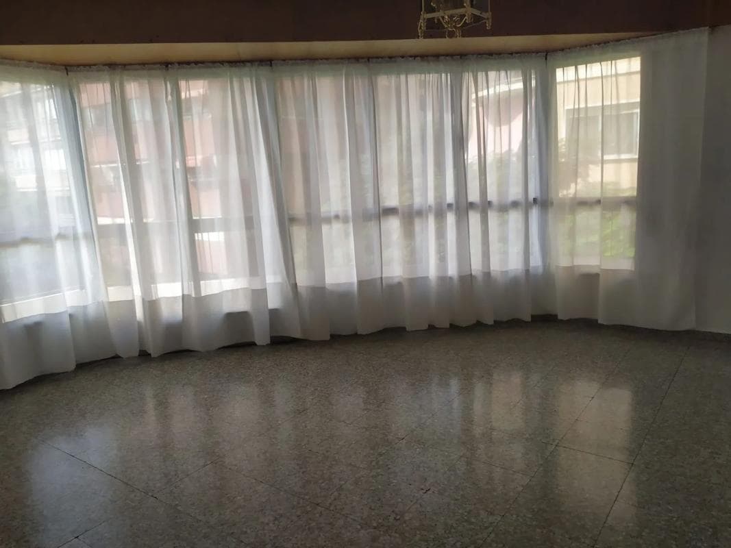Venta de piso en Calle Portugal, 26, Alicante / Alacant
photo 2