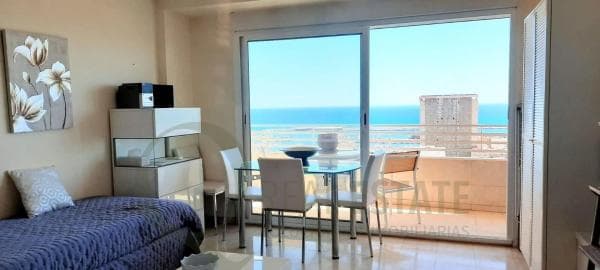 Piso en venta en Barrio Ensanche-Diputación, Alicante / Alacant
thumbnail 1
