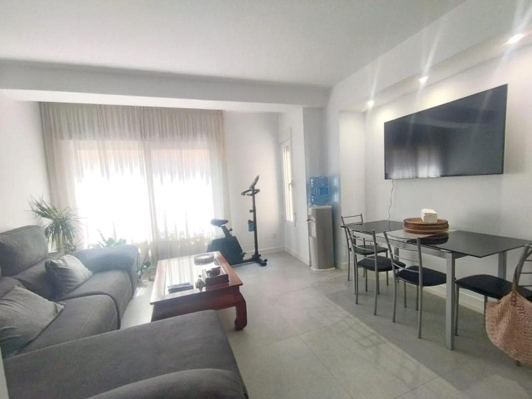 Venta de piso en Barrio Casco Histórico-Santa Cruz, Alicante / Alacant
photo 5