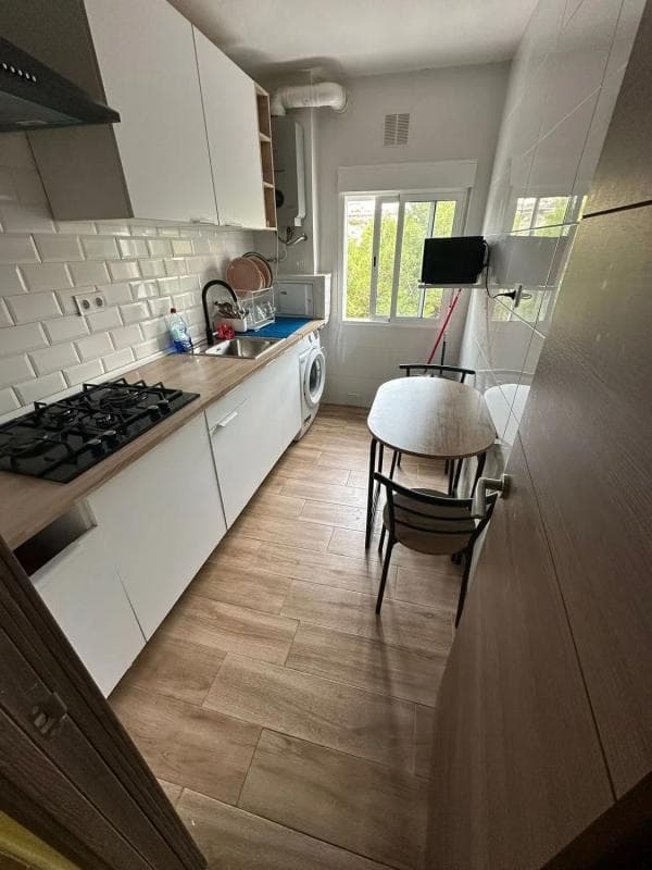 Venta de piso en Barrio Vistahermosa, Alicante / Alacant
photo 3