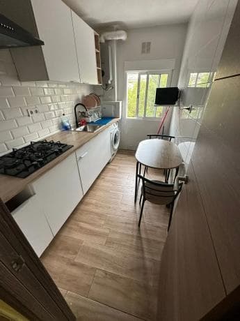 Piso en venta en Barrio Vistahermosa, Alicante / Alacant
thumbnail 2