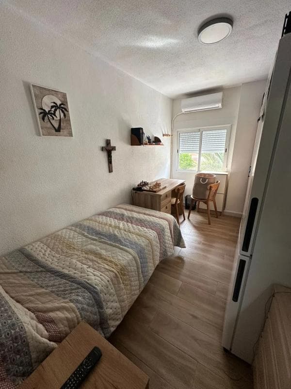 Venta de piso en Barrio Vistahermosa, Alicante / Alacant
photo 5