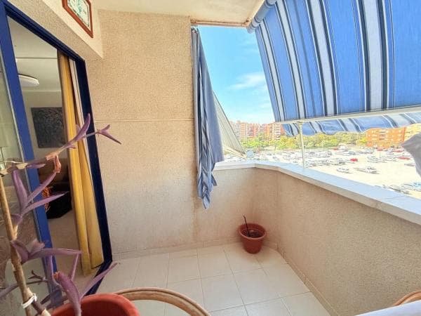 Piso en venta en Calle Deportista Navarro Olcina, 3, Alicante / Alacant
photo 1