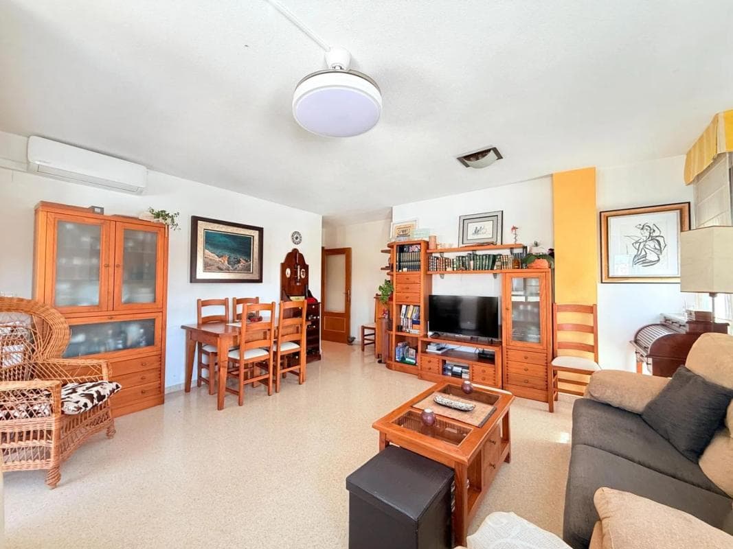 Venta de piso en Calle Deportista Navarro Olcina, 3, Alicante / Alacant
photo 4
