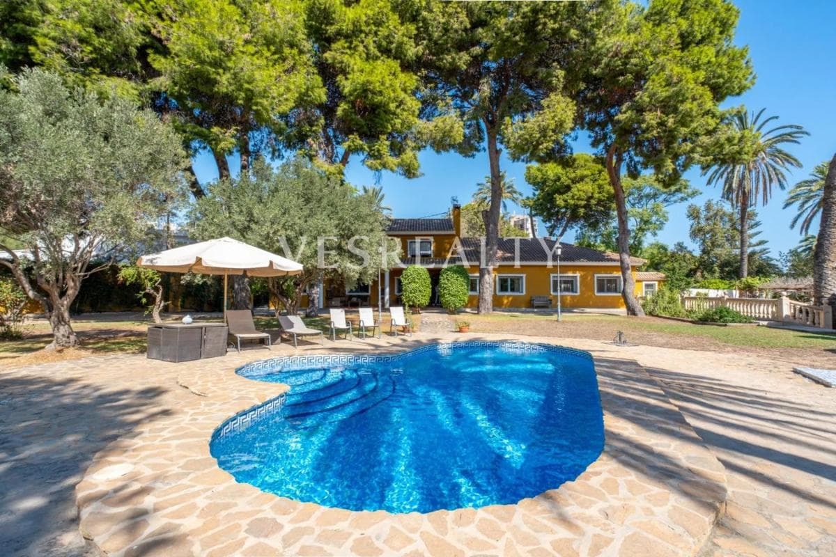 Venta de chalet independiente en Barrio Vistahermosa, Alicante / Alacant
photo 4