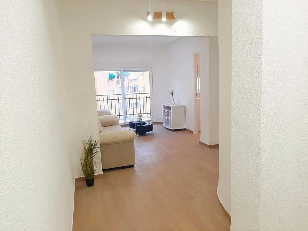 Venta de piso en Avenida Periodista Rodolfo de Salazar, Alicante / Alacant
photo 5