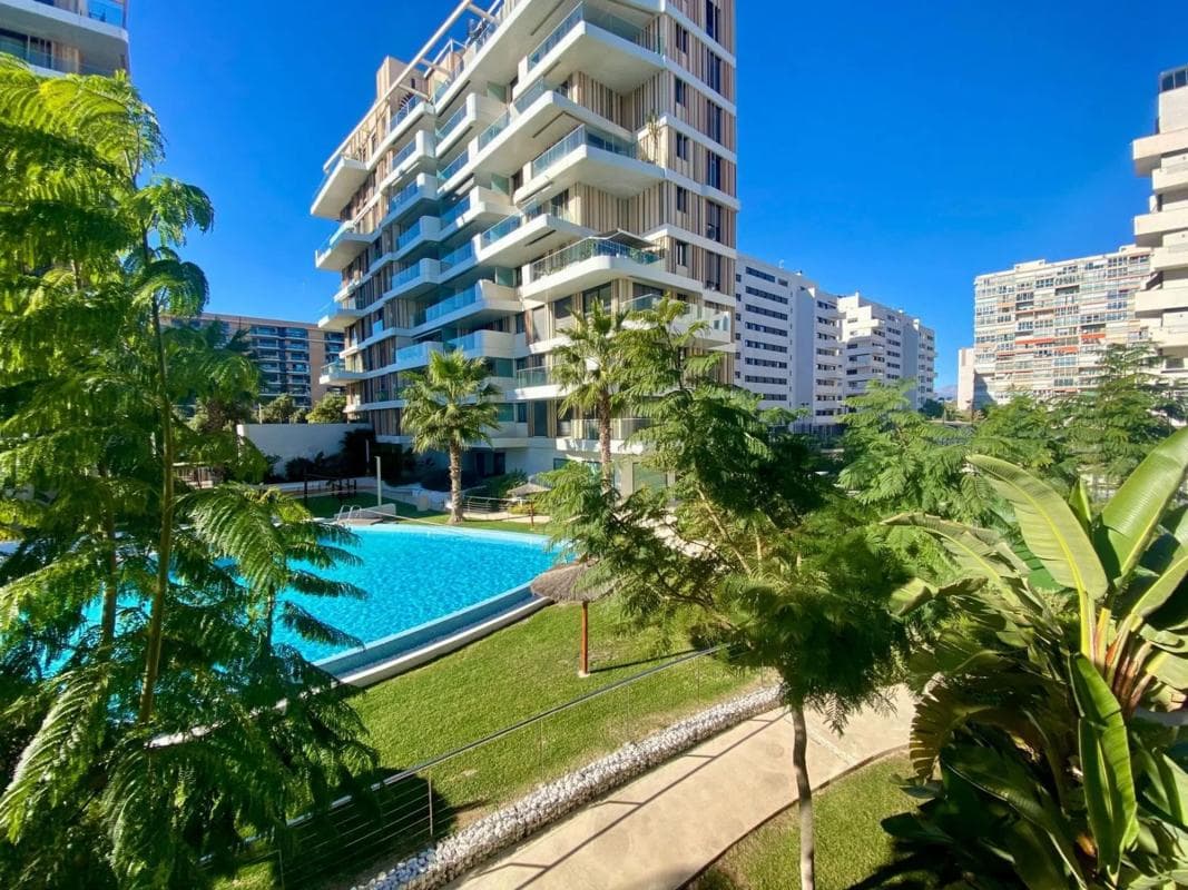 Venta de piso en Avenida Artista Remigio Soler López, 9, Alicante / Alacant
photo 5